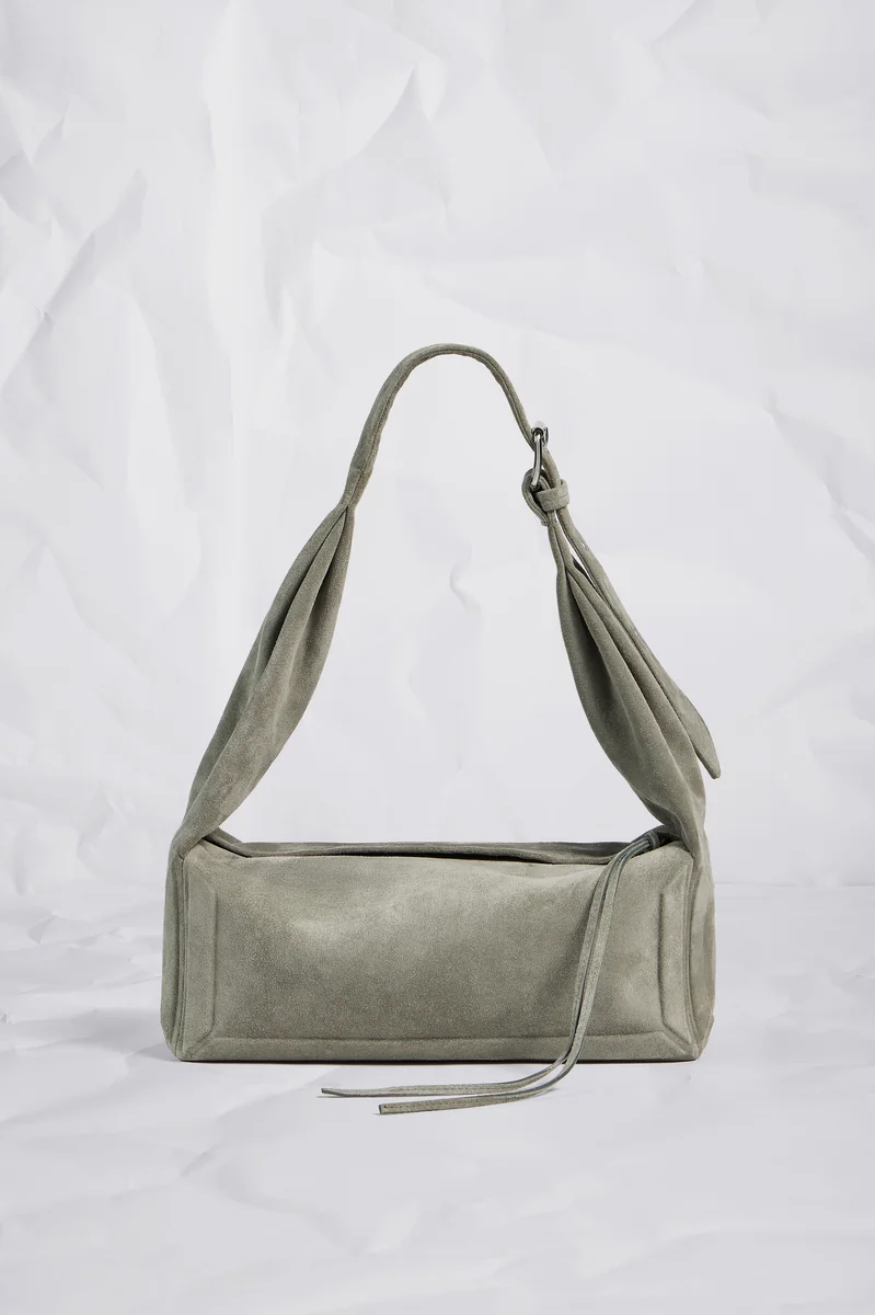 메종 마르지엘라 Box Bag East West 미디엄 세이지 그린 제품 사진 메종 마르지엘라 Box Bag East West 미디엄 세이지 그린 제품 사진