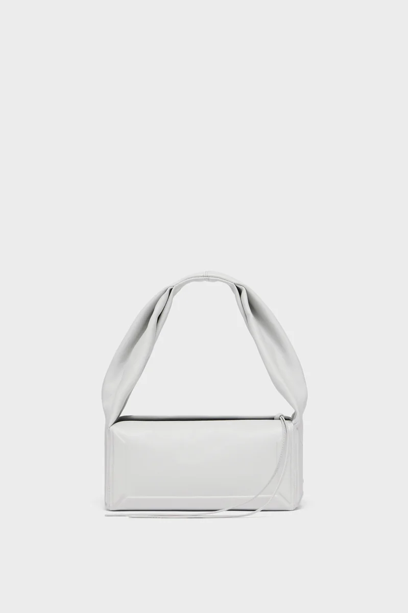 메종 마르지엘라 Box Bag East West 스몰 Light Grey 제품 사진