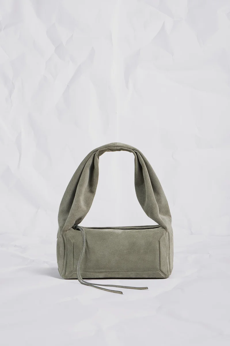 메종 마르지엘라 Box Bag East West 스몰 세이지 그린 제품 사진 메종 마르지엘라 Box Bag East West 스몰 세이지 그린 제품 사진