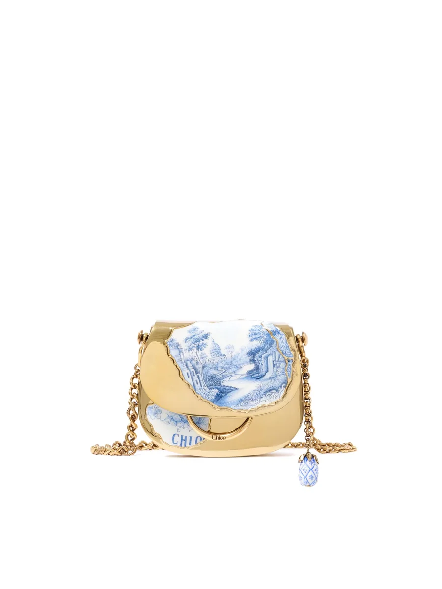 끌로에 브래스 Souvenir Treasures Flap 미노디에르 Gold Color 제품 사진 끌로에 브래스 Souvenir Treasures Flap 미노디에르 Gold Color 제품 사진