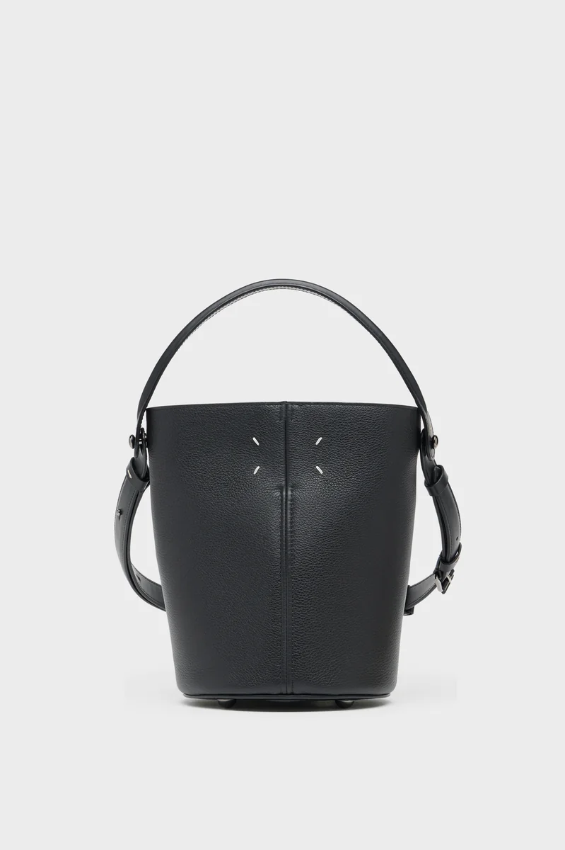 메종 마르지엘라 Dress-age Shoulder Bag 블랙 제품 사진 메종 마르지엘라 Dress-age Shoulder Bag 블랙 제품 사진