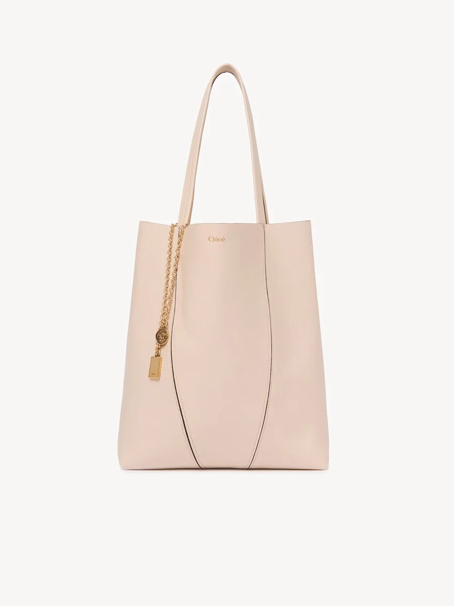 끌로에 그레인드 가죽 Chloé Spin 토트백 Cement Pink 제품 사진 끌로에 그레인드 가죽 Chloé Spin 토트백 Cement Pink 제품 사진