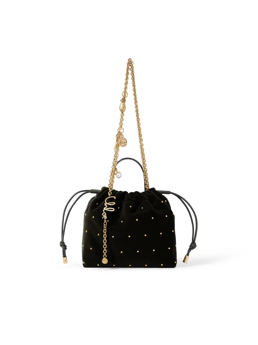 끌로에 스터드 벨벳 미니 Chloé Icons 체인 숄더백 Black 제품 사진 끌로에 스터드 벨벳 미니 Chloé Icons 체인 숄더백 Black 제품 사진